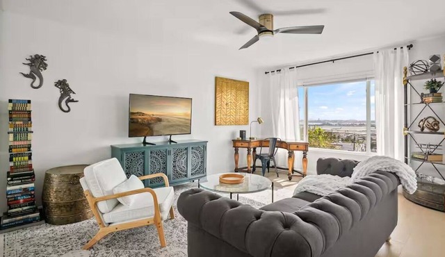 Breathtaking views. Convenient location. 2-bd. Pet-Friendly. Best value.