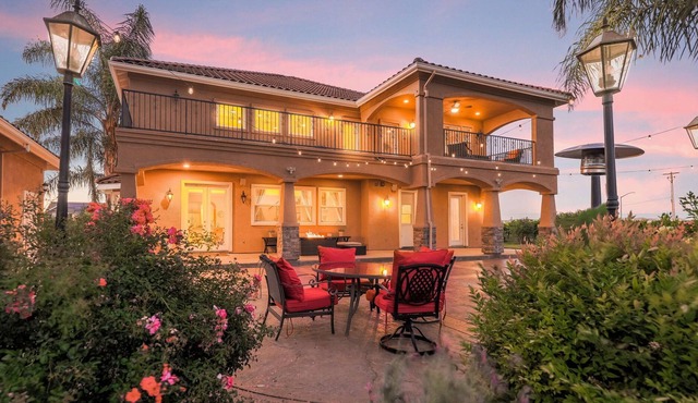 Caldeira Estate | Main House w/ Hot Tub