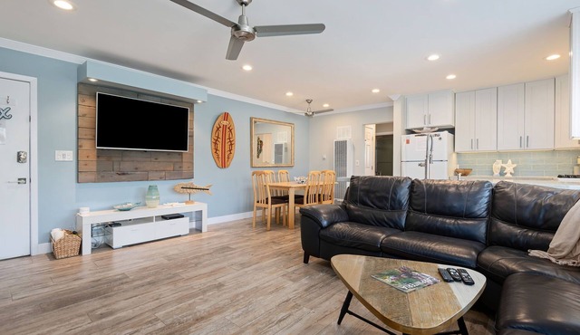 Carpinteria Beach Getaway - Steps from the Sand! DISCOUNTED WEEKLY & MONTHLY