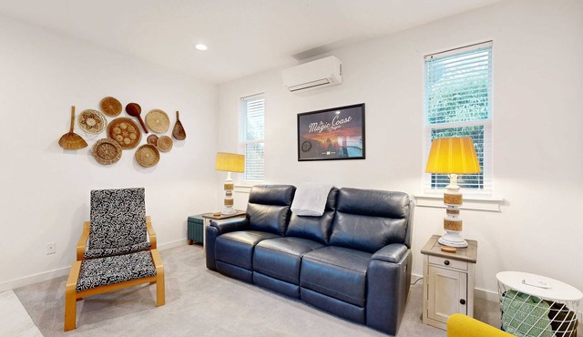 Charming coastal retreat near the beach with smart TV fireplace and games