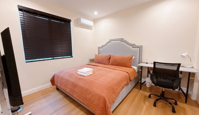 Cozy 2-bedroom house No Living room