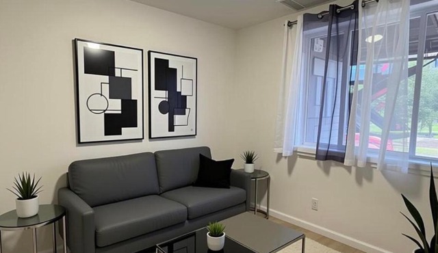 Cozy Master Bedrooms Suite