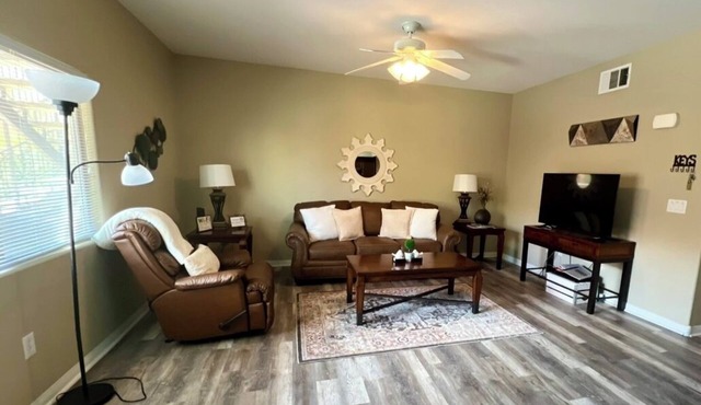 Cozy Mesquite Condo, 2B/2B, Ground Floor, Sleeps 6