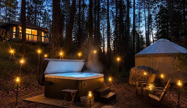 Creekside Hot Tub, Fireplace, EV Charger, Pets OK
