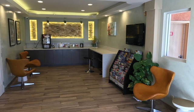 Crystal Inn Suites & Spas