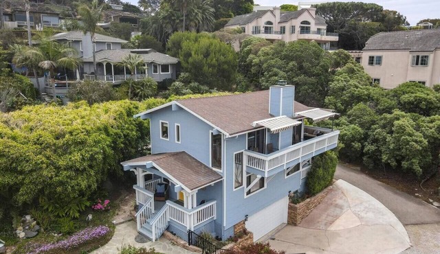 Darling Beach Cottage, Ocean Views, central