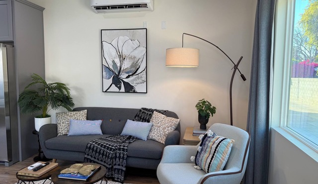 Detached 2 Bedroom 2 Bathroom Casita - Pet Welcome - Relocation And Medical Stay