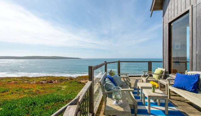 Dillon Beach Cottage~VIEWS! Bluff-Top Home~Steps to Beach~Breaking Waves