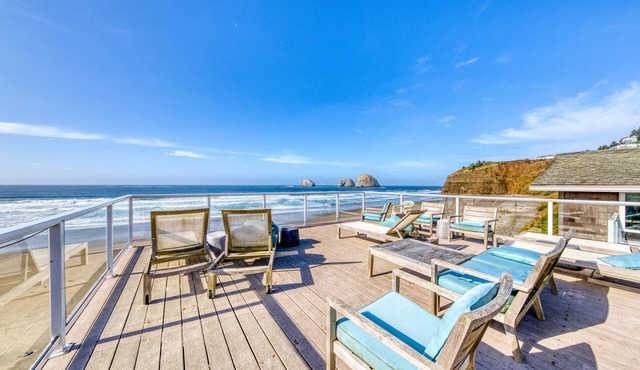 Dog-friendly, completely remodeled modern home with beachfront views