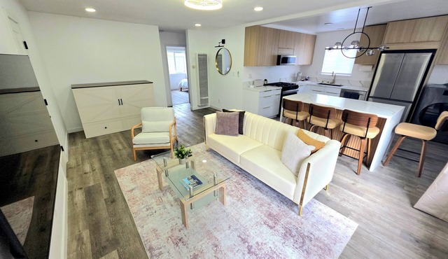 Driftwood Dunes. Walk to Beach & Downtown! New Oceanside 2-BD Apartment.