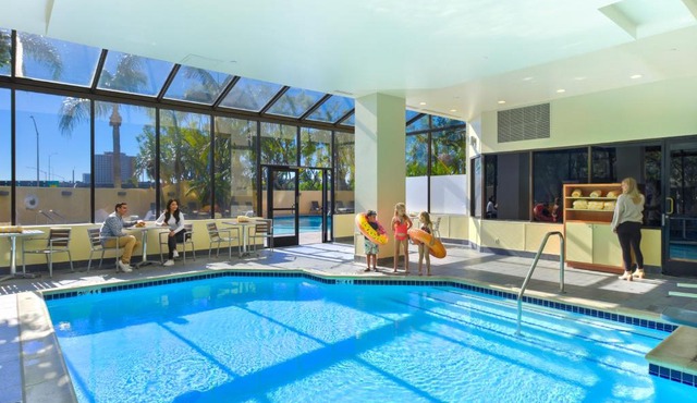 Embassy Suites by Hilton Anaheim-Orange