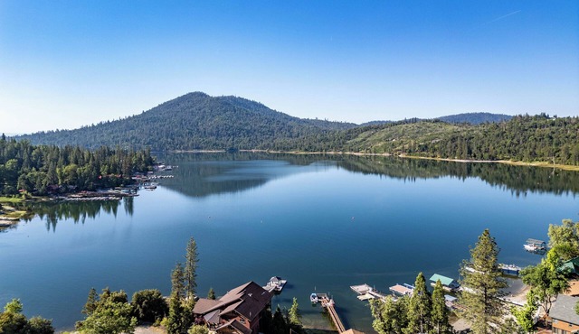 Falls Lake View with Hot Tub
