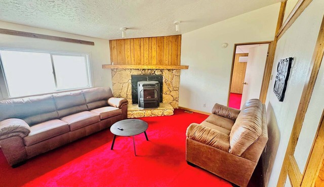 Golden Oak House 3Bedrooms|2bathrooms|16Sleeps