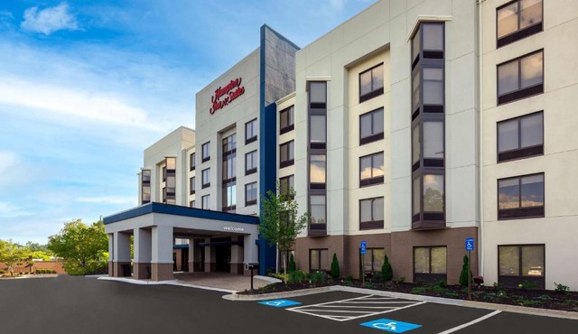 Hampton Inn & Suites Alpharetta Roswell