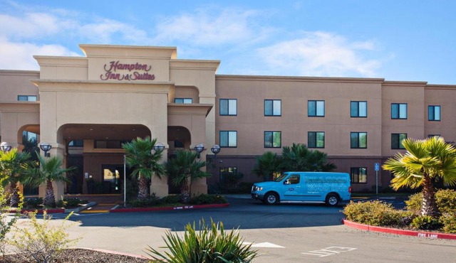 Hampton Inn & Suites Oakland Airport-Alameda