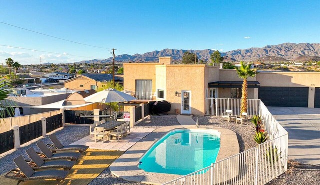 Havasu Cotati - Pool, Spa, FirePit, Games, Garage