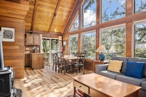 Hemlock House