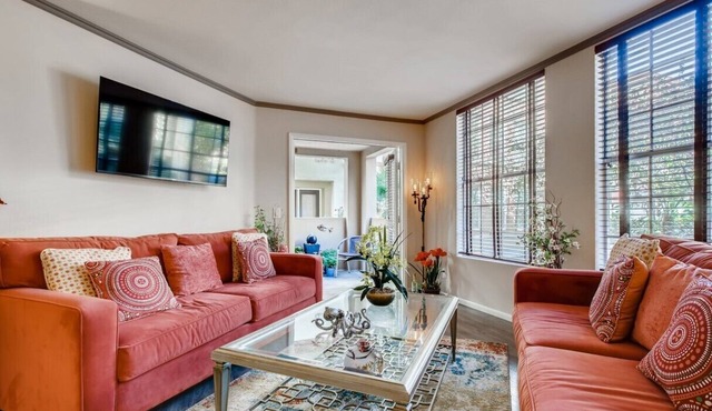 HILLCREST 5 star CONDO