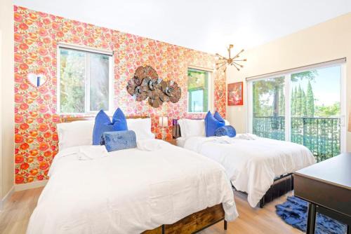 II. Chic 4BR Home, By Universal, Patio, FIFA SoFi