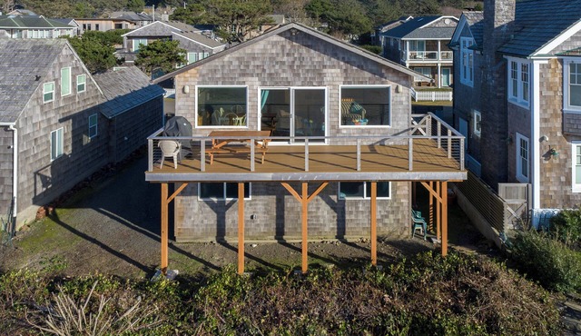 Isabel House-Ocean Front-Steps to Beach-Pet Friendly-Sunset Views