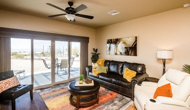 Lake Views! Upscale Private Villa