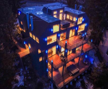 Luxe 15 Blue Diamond vip Lake Tahoe hot tub pool game room