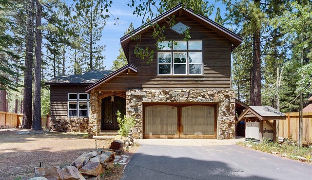 Luxe Custom Home with Waterfalls, Ponds, Indoor Pool - dog friendly