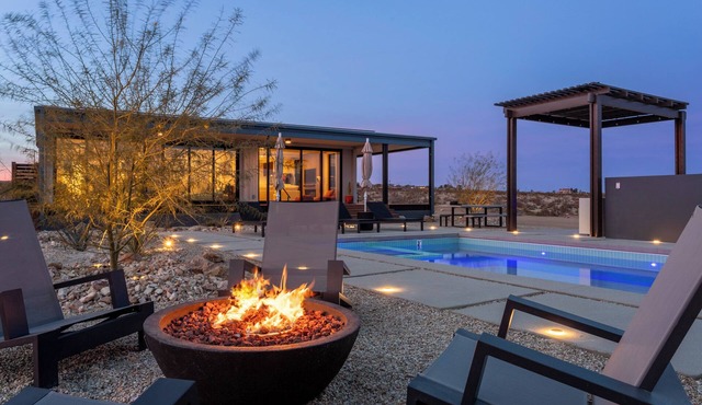 Luxury 20-Acre Fully-Fenced Oasis Pool, Spa & Stunning Views 10 mins to JTNP