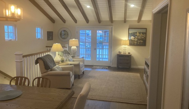 Luxury Beach Apartment 30 day Min.