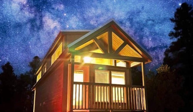 Luxury Cabin with Mountain View 4A