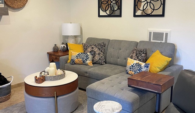 Luxury Condo in Solana Beach near Del Mar Race Track, Beach, & Restaurant's