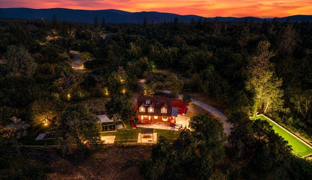 Luxury Retreat|Theater, Golf, Spa, Pit & Views