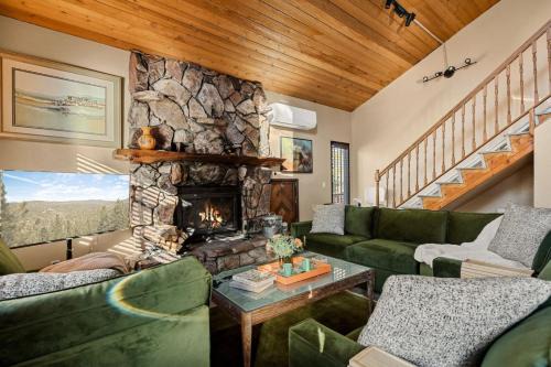 Maple Lane Retreat
