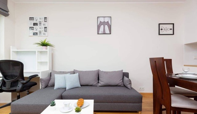 Modern Apartment | Balcony and Space for Remote Work