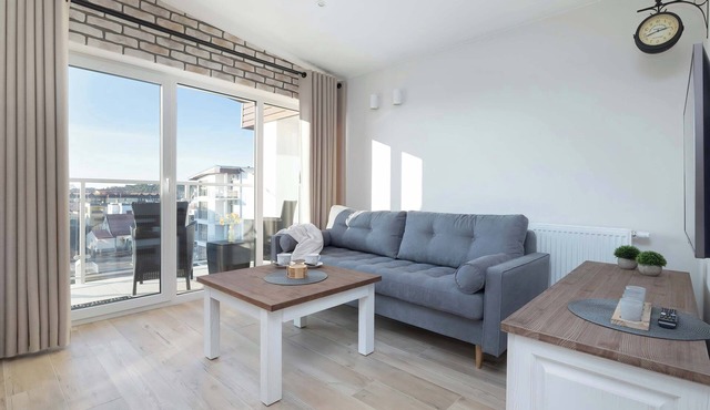 Modern Apartment with 2 Balconies | Close to the Beach