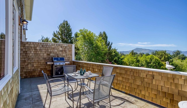 Modern Beauty on Private Street has Netarts Bay, Ocean Views, Putting Green!