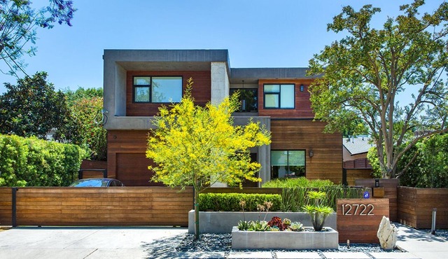 Modern Oasis in the Heart of Studio City