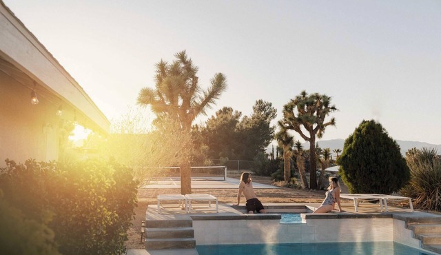 Mojave Moon Group Retreat, Pool, Spa, Pickleball