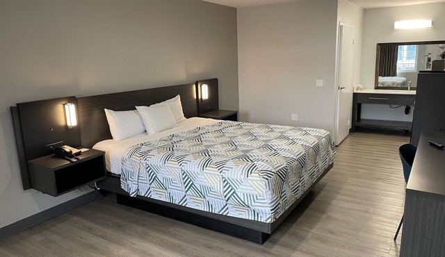 Motel 6 San Diego, CA - Southbay