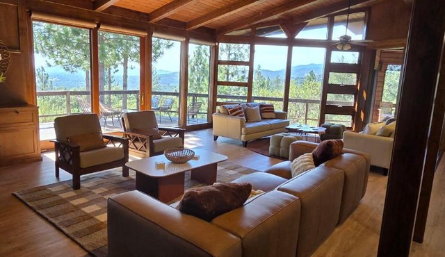 Mountain Oasis-Indoor Hot Tub, Game Room, VIEWS