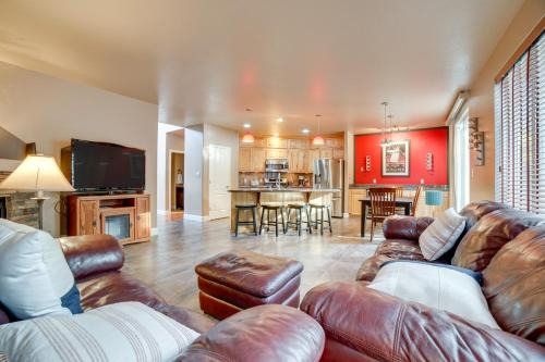 Mtns Await: Reno Escape w/Yard & Pool Table!
