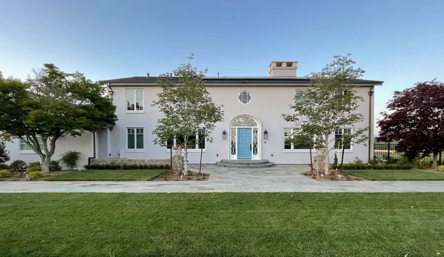 Napa Getaway, monthly