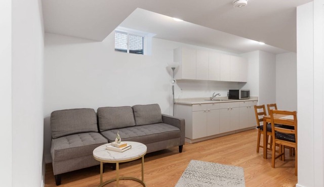 Newly Built Basement Suite – Comfort & Convenience