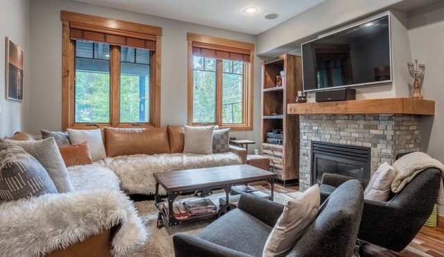 Newly Listed with Golf Course Views