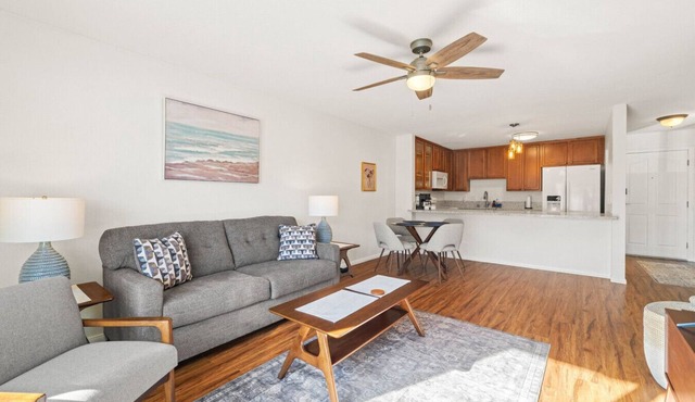 Northpark Suncrest Condo|A/C. Pool, Gym, Parking
