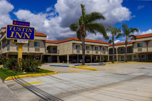 Orange Tustin Inn in Orange