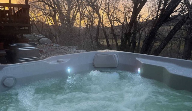 Our sunny, solar-powered home is located on the biking path that leads to Salida’s quaint downtown. The house has a rural feel and fantastic panoramic views, but is just 3 miles from all the restaurants, galleries, shops, and parks of Salida.