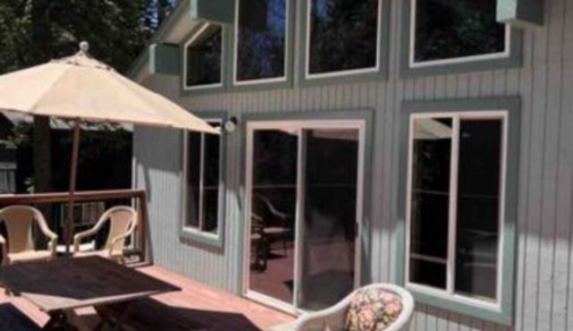 Pet friendly, Family Cabin ~ Pinecrest Lake 5 minute drive.