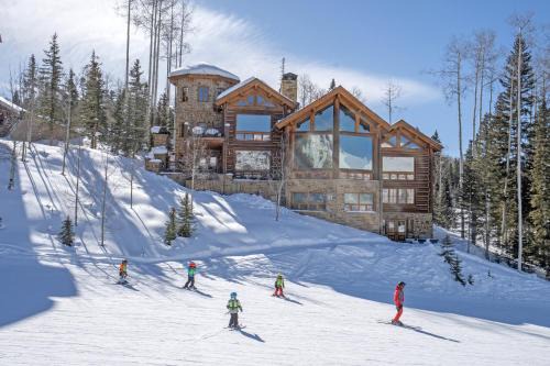 Picture Perfect by Exceptional Stays