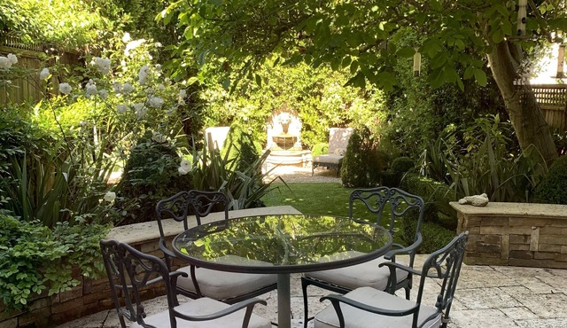 PIED-A-TERRE in Cow Hollow/Pacific Heights District